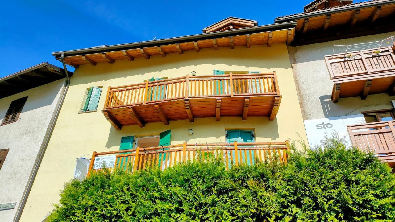 Casa Emma Villa Mezzana  Bagian luar foto